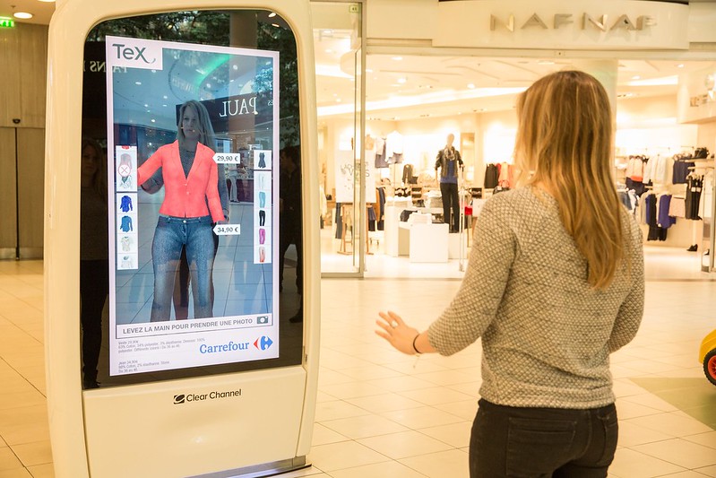 Try It On una nuova concezione del camerino virtuale made by Sautech Group